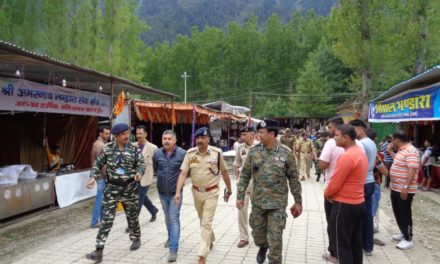 Amar Nath yatra -2019 : DGP reviews security arrangements at holy cave, Pahalgam