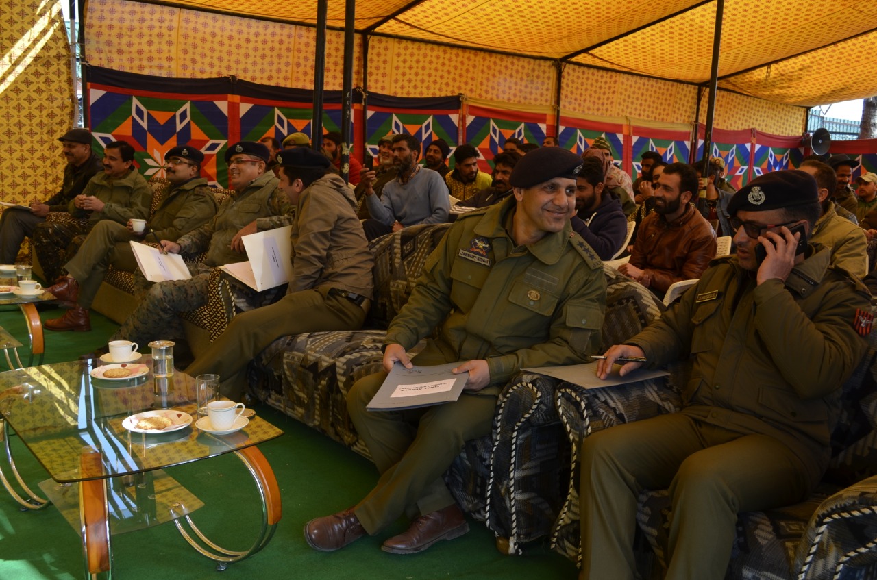 Talent hunt programme ‘Choona Hai Aasman’ held at DPL Pulwama