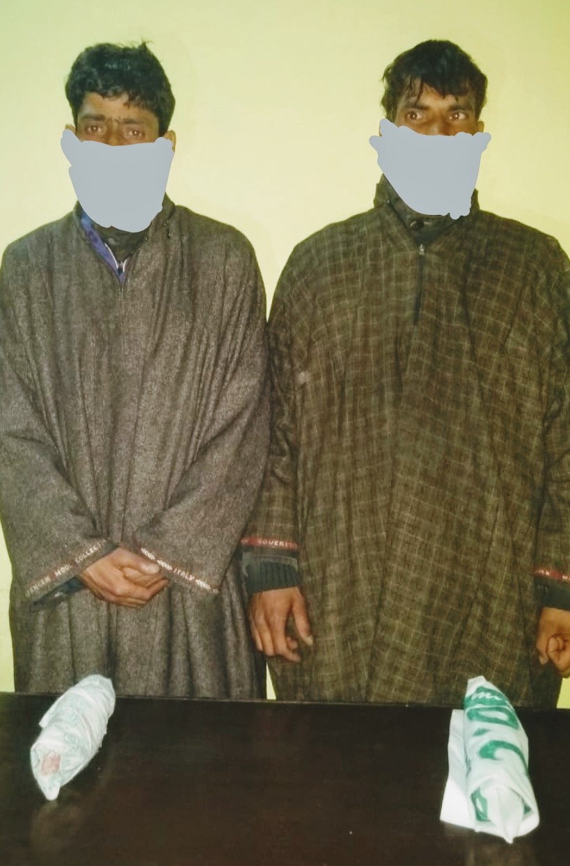 Sopore Police arrests two drug peddlers, contraband substance recovered
