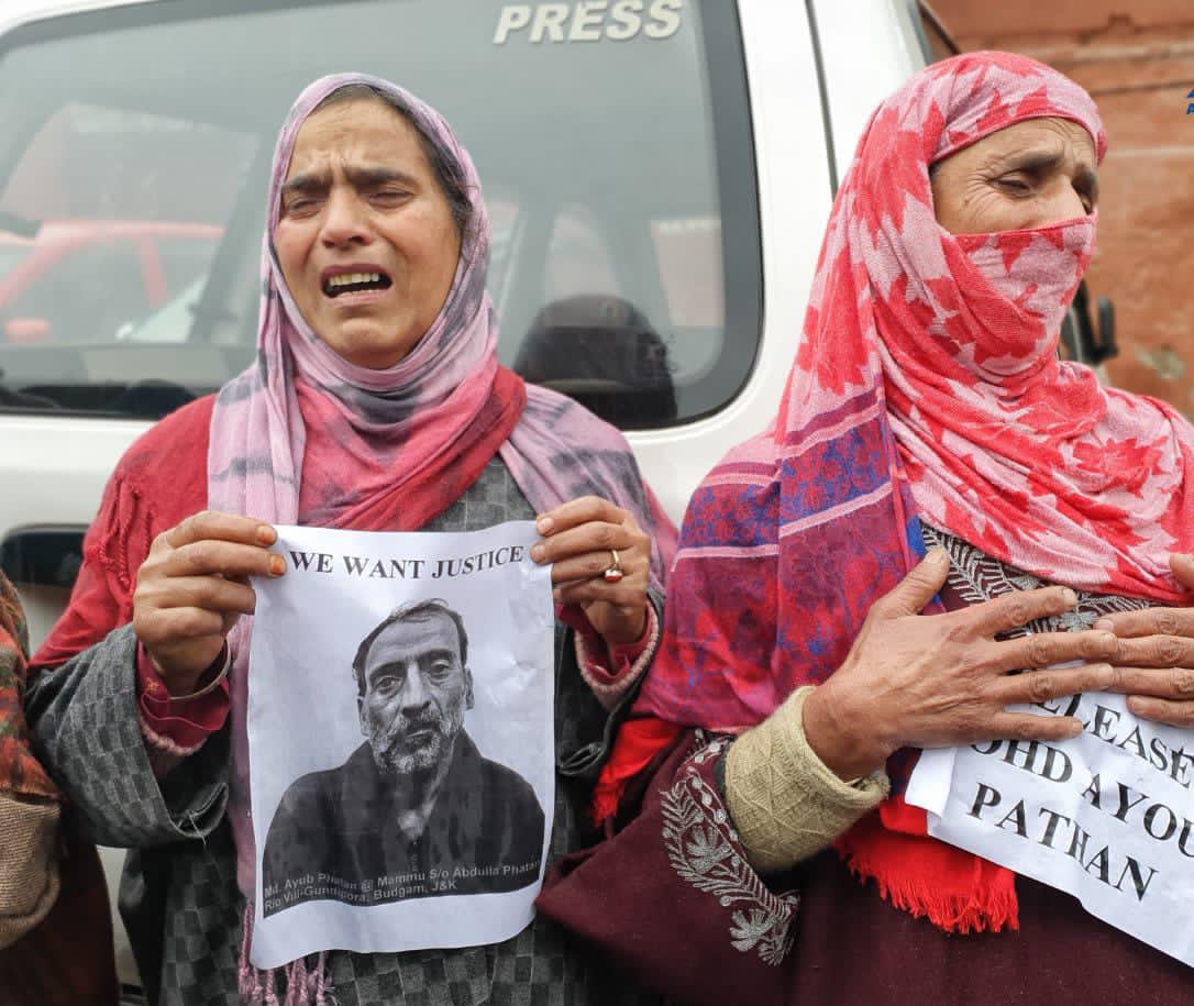 ‘All are innocent’ Amid rains family members of 3 Kashmiri men arrested by Delhi Police stage protest