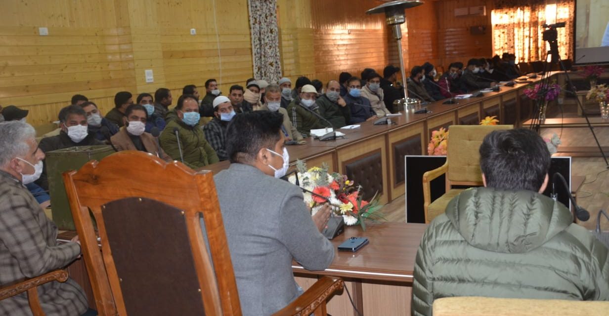 DDC Polls: Bandipora admin organizes training for counting staff