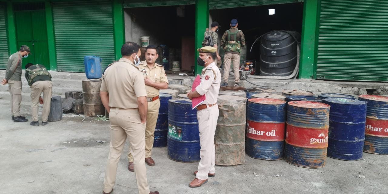 Kerosene Scam: Ganderbal Police seized huge quantity of illicit Kerosene Oil