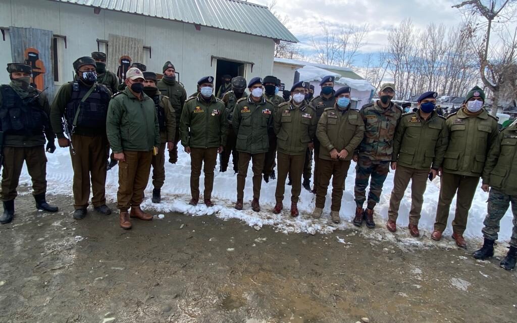 IGP Visits Kulgam Encounter Site, Reviews ‘Operational Aspects’