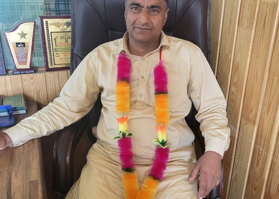 BJP councillor Abdul Majeed Mir elected as Vice president of Municipal council Ganderbal