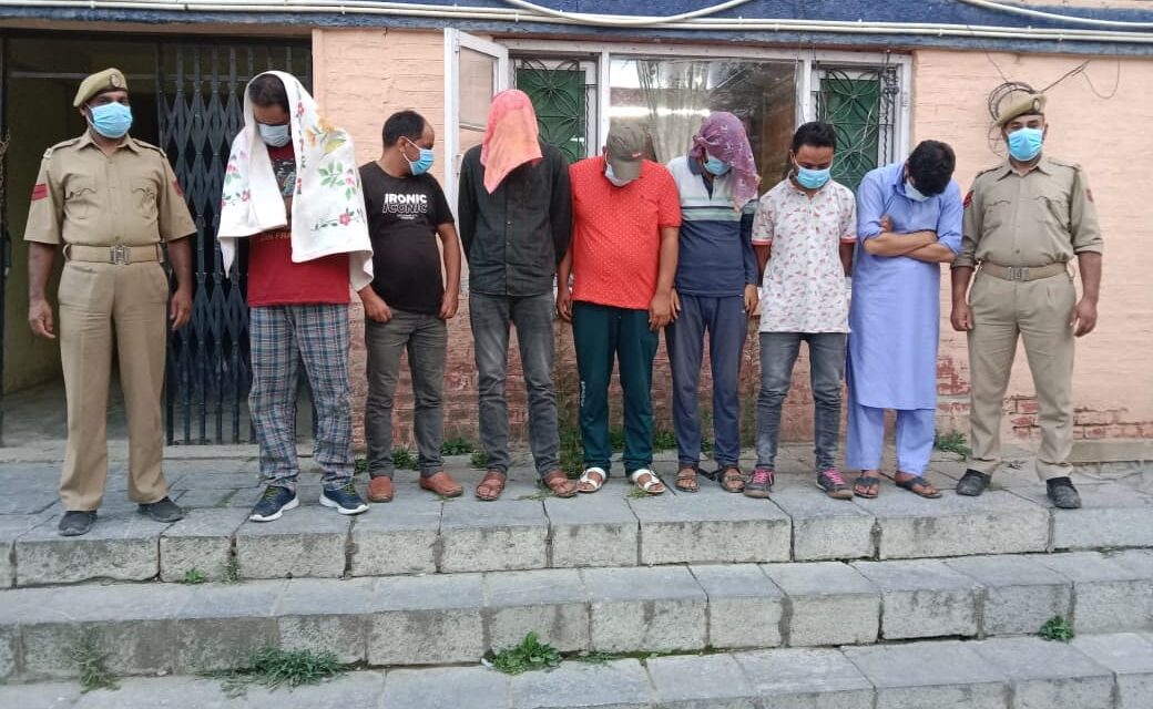 Police arrests 08 gamblers in Budgam; Stake money seized