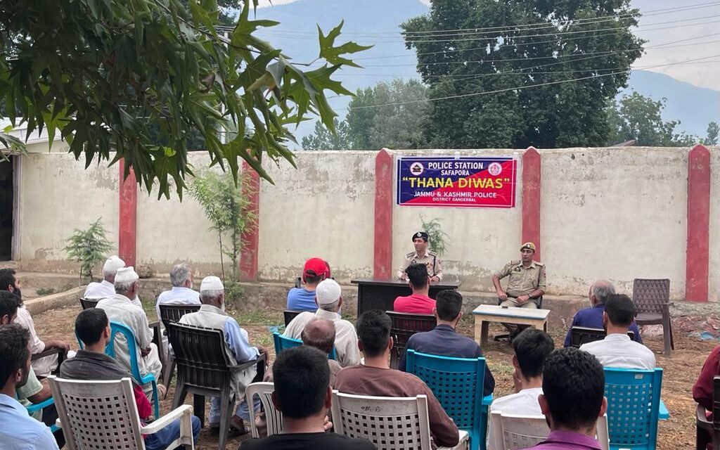 Ganderbal Police organised “Thana Diwas” at various Police stations