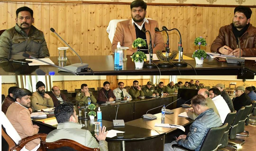 DC Ganderbal chairs coordination meeting with police department