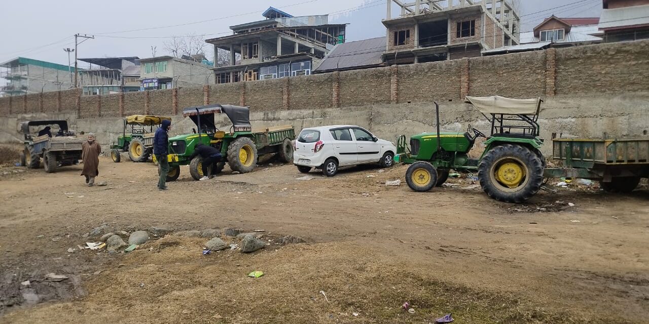 6 vehicles involved in illegal mining seized in Ganderbal:DMO Ganderbal