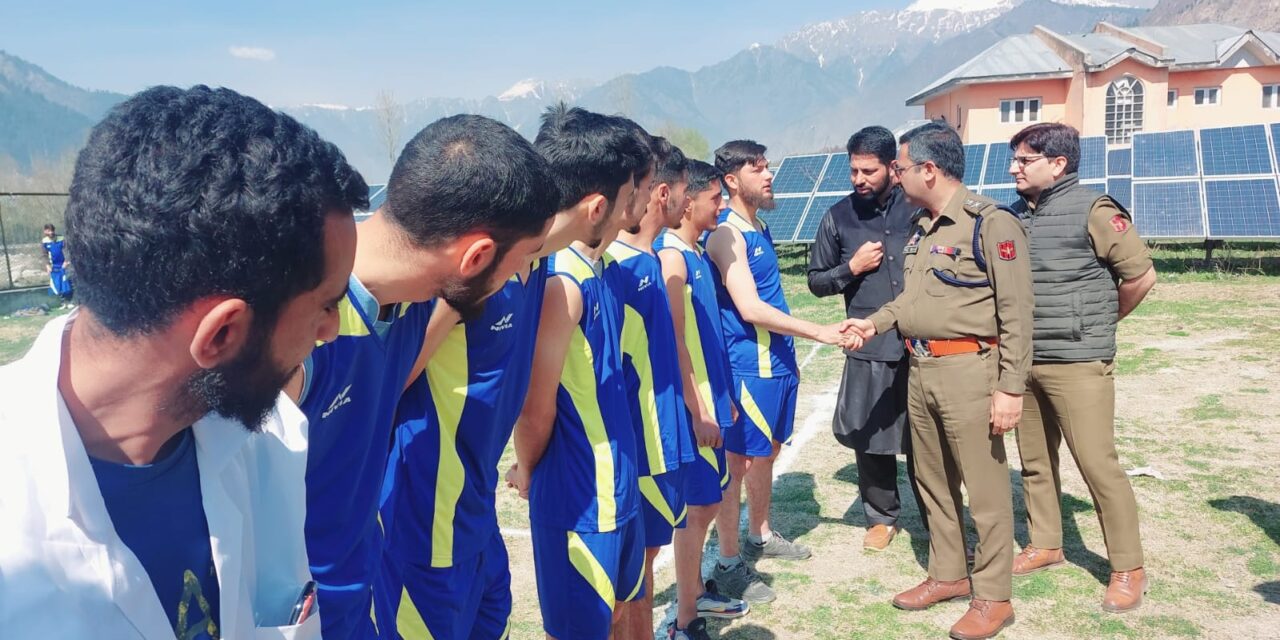 Ganderbal Police inaugurates volleyball tournament at Kangan