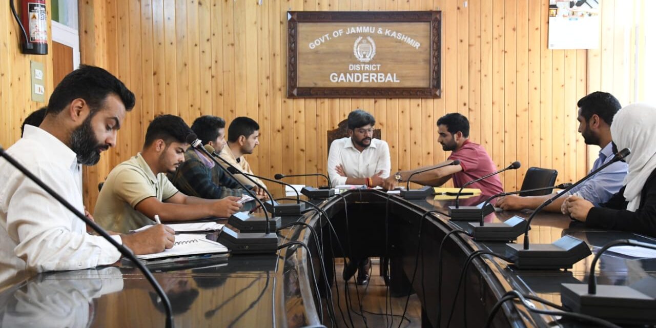 DC Ganderbal approves applications for issuance of Guardianship