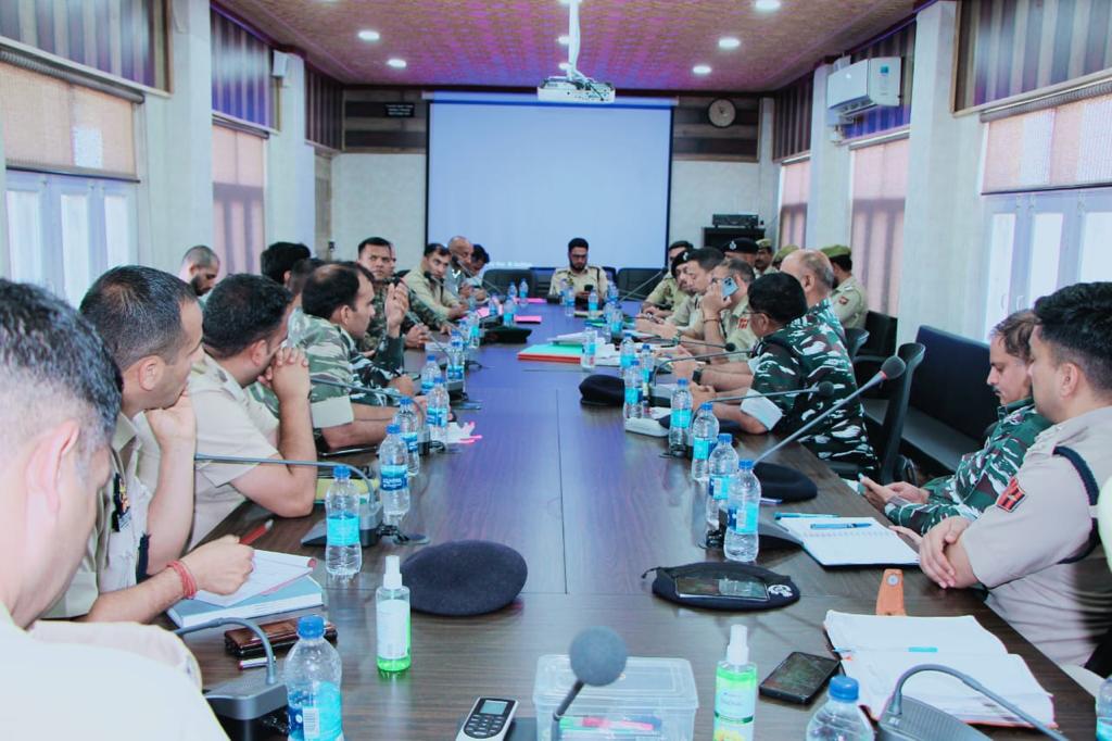 SP Kulgam chairs Security meeting, 21-06-2023