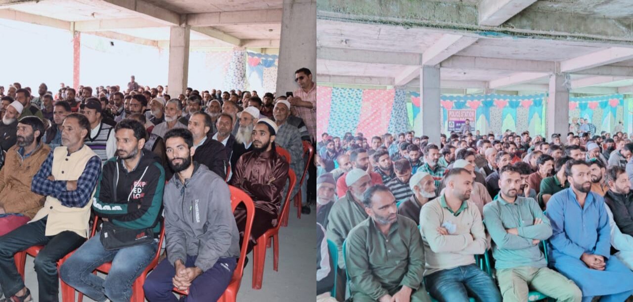 Police facilitates Police Community Partnership Group meeting in Kulgam