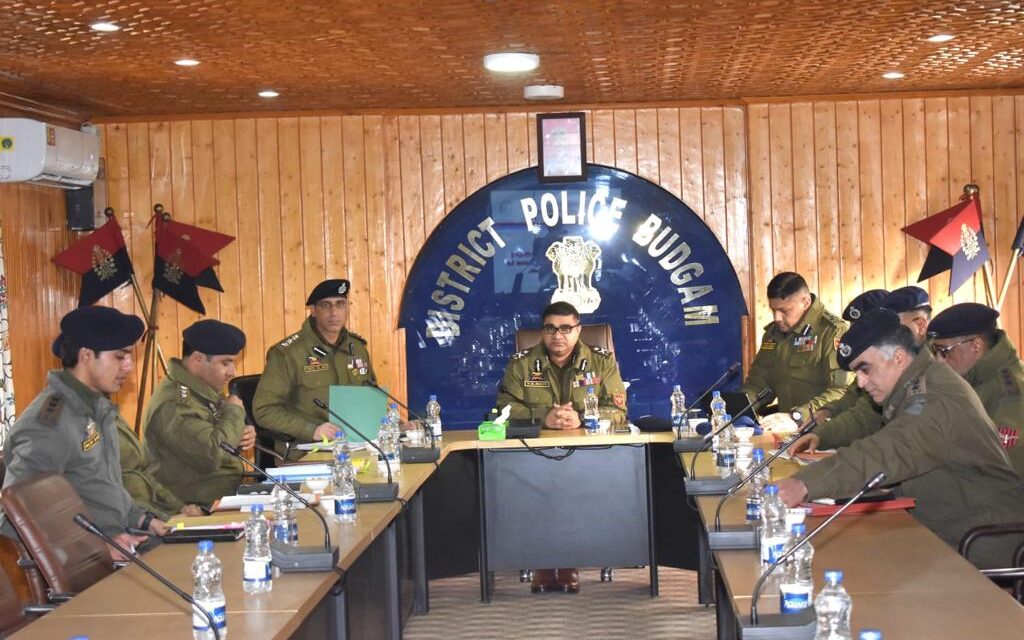 IGP Kashmir visits Budgam, chairs review meeting;Innovative mechanism needs to be followed to thwart the ill designs of anti-social elements: IGP