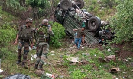 2 army men injured in Rajouri road mishap