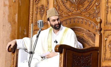 Hope govt will rethink its policy on release of political prisoners: Mirwaiz Umar Farooq