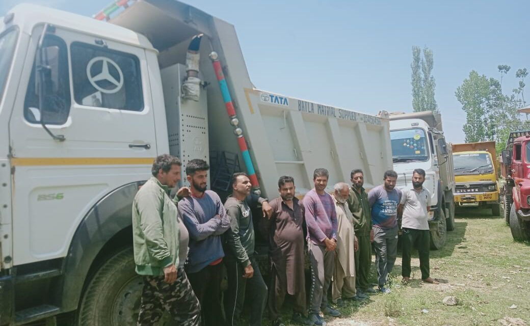 Police seizes 9 vehicles involved in illegal mining in Baramulla; Arrests as many drivers