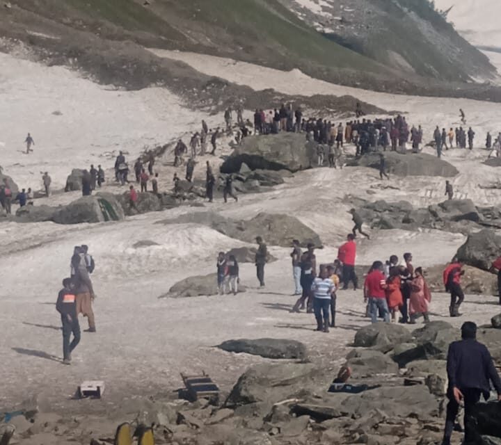 Tourist Duo rescued, Sledge rider missing after Falling Into Snow Cavity At Thajwas Glacier Sonamarg