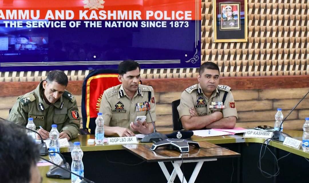 Ahead of SANJY-2024, ADGP L&O chairs Joint Meeting of officers at PCR Kashmir