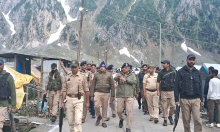 IGP Kashmir visits Baltal, reviews overall security measures enroute, camping sites & Yatra Camp Baltal.