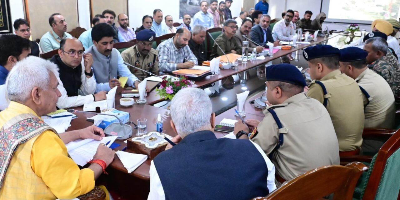 Lt Governor chairs review meeting of Shri Amarnath Ji Yatra;Visits Nunwan Base camp; takes stock of facilities