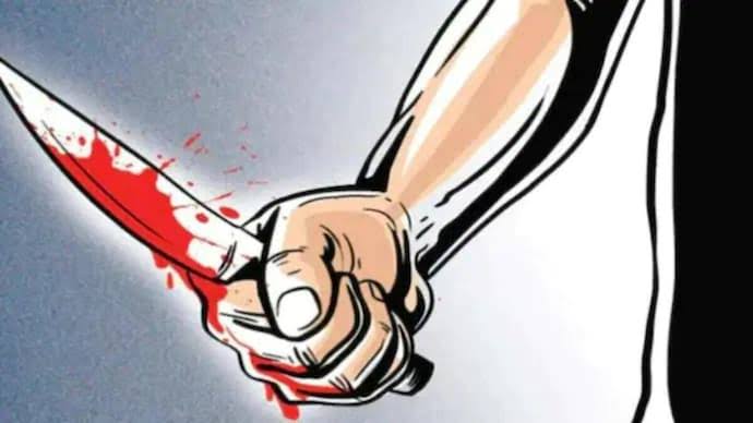 Youth stabbed in Karan Nagar, hospitalized