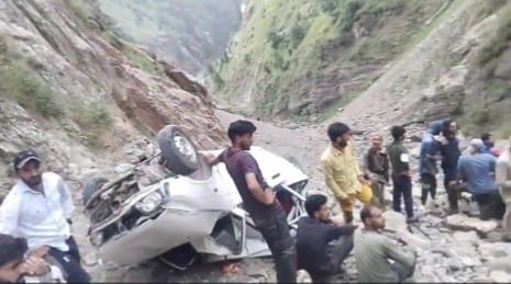 Four persons died, while two other injured in Dachhan road Accident