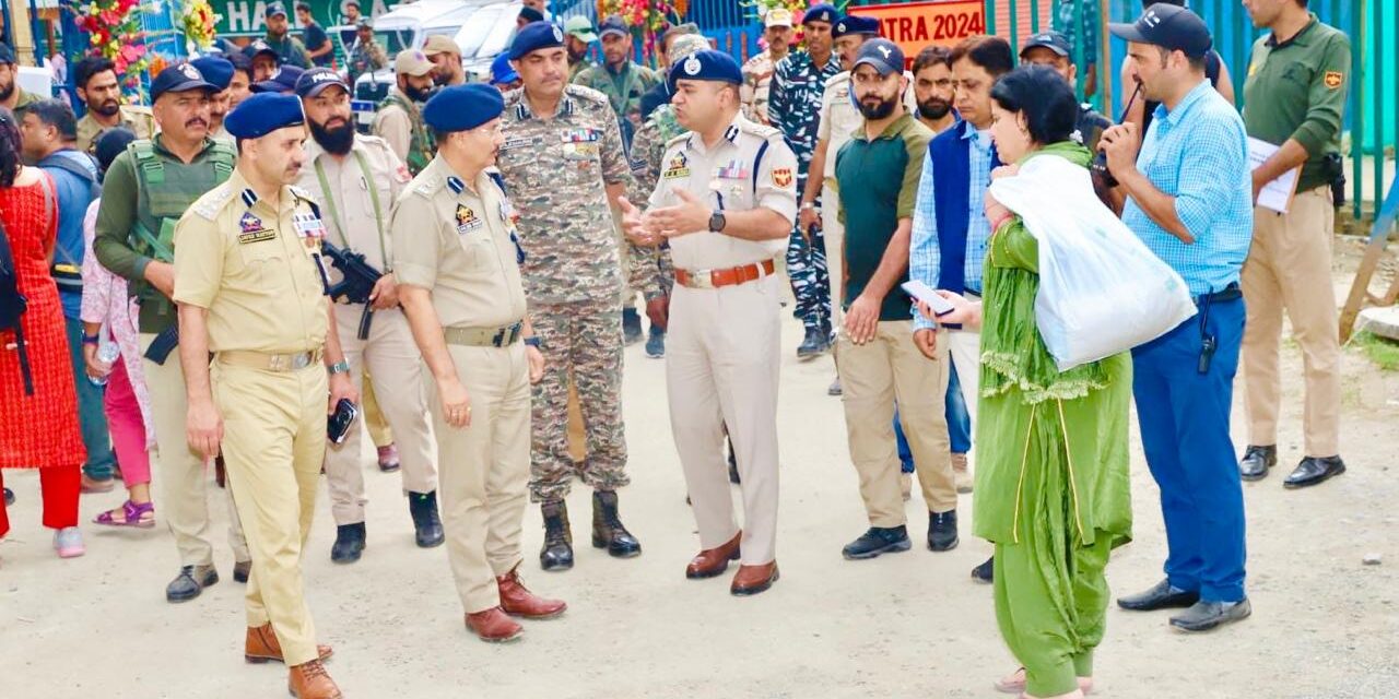 IGP Kashmir Chairs Coordination & Security Meeting for Amarnath Yatra