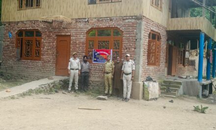 Police attaches illegal property of notorious drug peddler in Baramulla