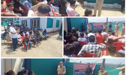 Police facilitates Police Community Partnership Group (PCPG) meeting in Kulgam