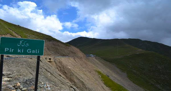 Trekker slips to death, 2 injured while taking picture along Mughal road