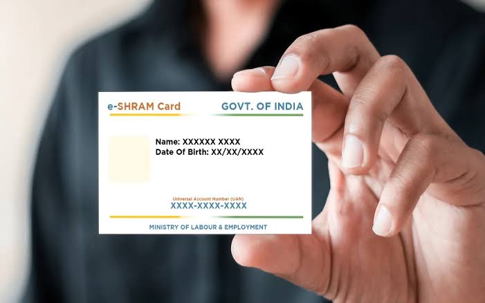 Labour Commissioner, J&K urges left out eligible e-Shram registrants to come forward for receiving Ration Cards on priority