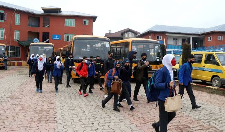 Primary Schools to Resume Classes Tomorrow: Div Com Kashmir