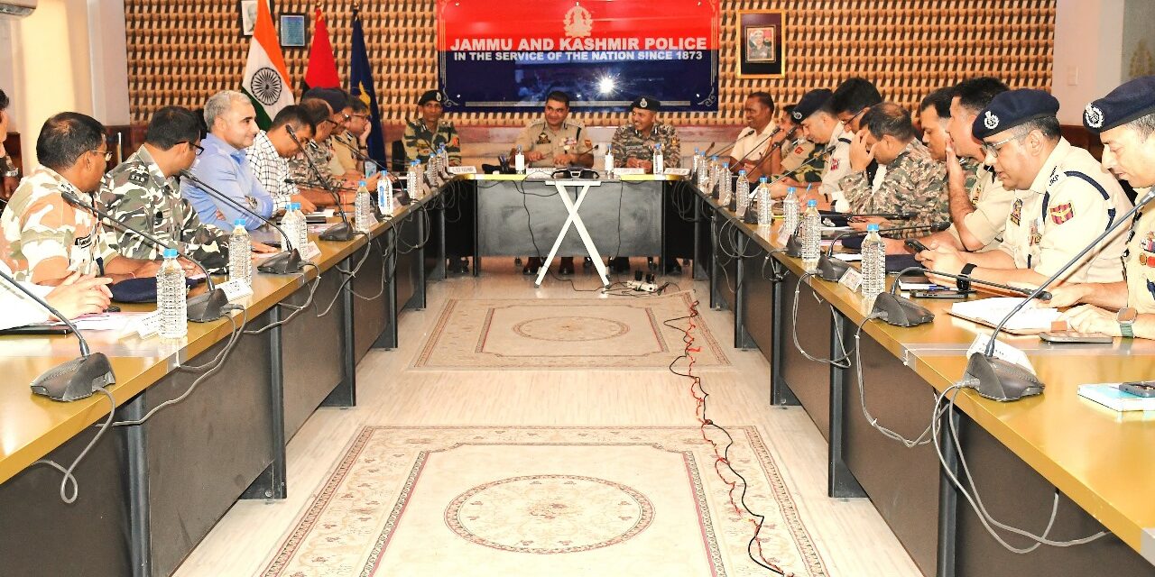 IGP Kashmir reviews security arrangements for 15th August at PCR Kashmir;maintain Strict Vigilance & Alert : IGP Kashmir to officers