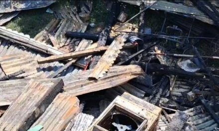 Fire razes Ex-Sarpanch’s house in north Kashmir’s Bandipora