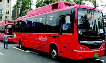 Smart Buses in Srinagar Fail to Stick to Schedule, Commuters Frustrated