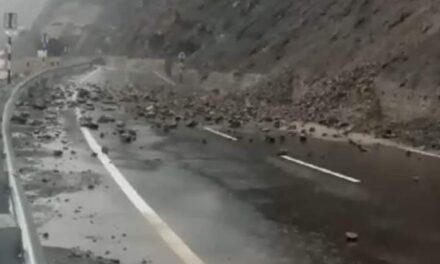 Jammu-Sgr highway closed for traffic at Ramban due to mudslide