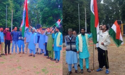 BJP Kissan Morcha and OBC Morcha District President Ganderbal,unfurls National Flag on Independence Day