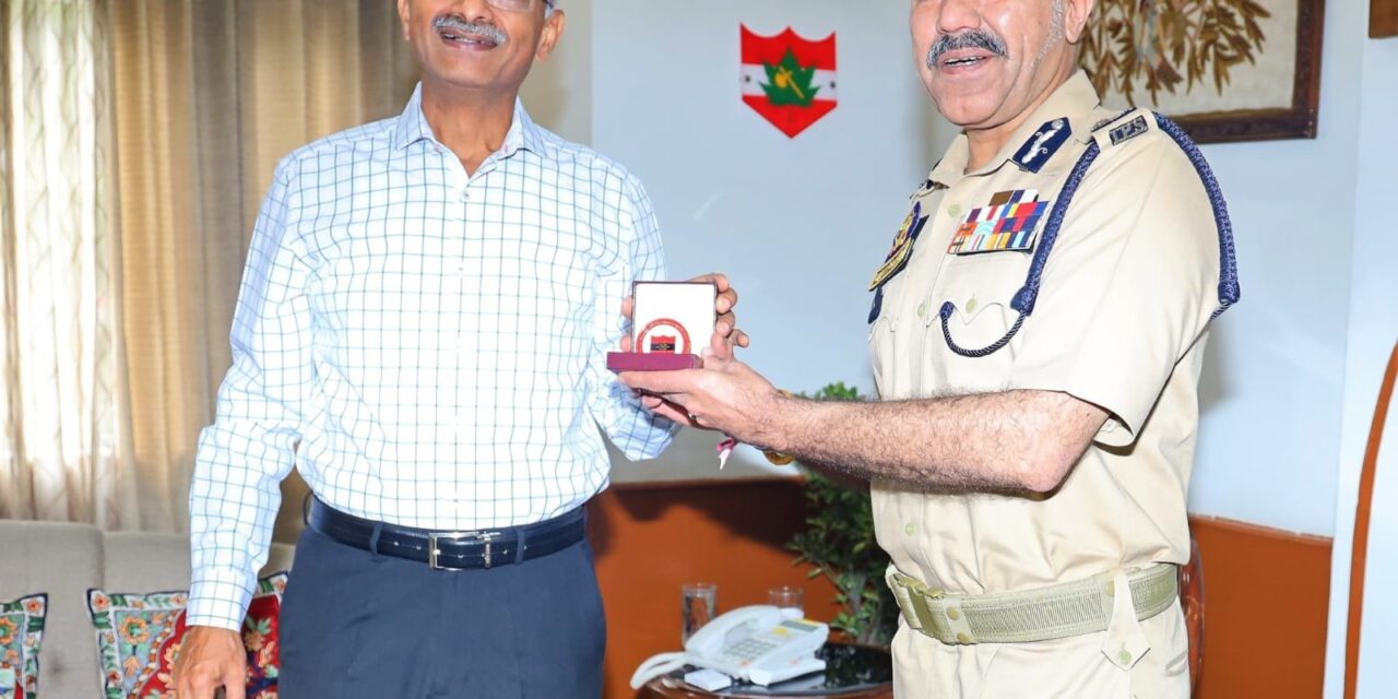 Northern Army Commander Lt. Gen MV Sudhindra Kumar Calls On Nalin Prabhat; Enhancing Synergy & Strengthening of Security Measures Discussed