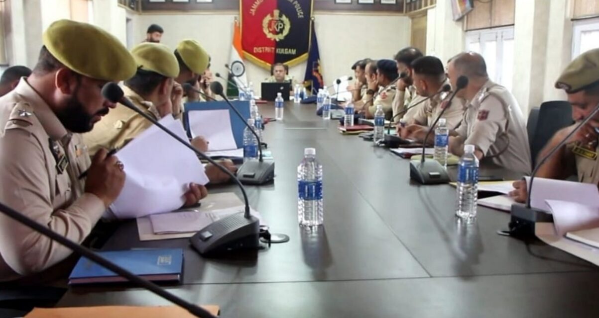 SSP Kulgam conducts comprehensive meeting in view of upcoming Assembly Election