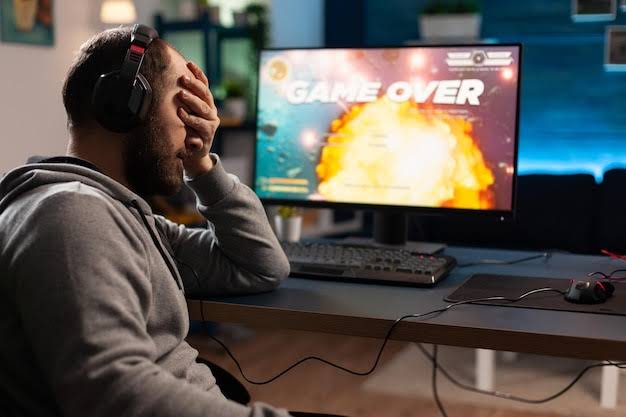 Kupwara man loses 28 lakhs to online gaming, considers selling kidney to pay debt