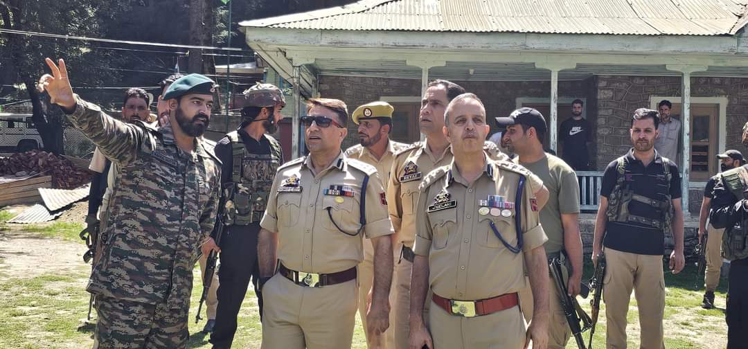 Assembly Election 2024: DIG NKR, SSP Kupwara Visit Forward Area Keran to Assess Security Situation