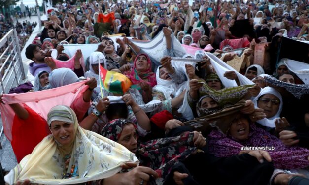 Eid-e-Milad-un-Nabi celebrated throughout Kashmir Valley, biggest procession at Dargah Hazratbal