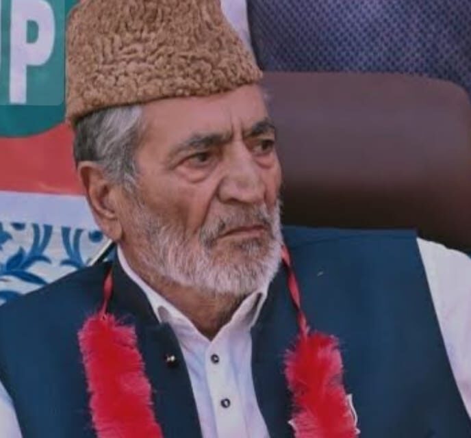 Former Minister And BJP Candidate Surankote Sayed Mushtaq Bukhari Is No More