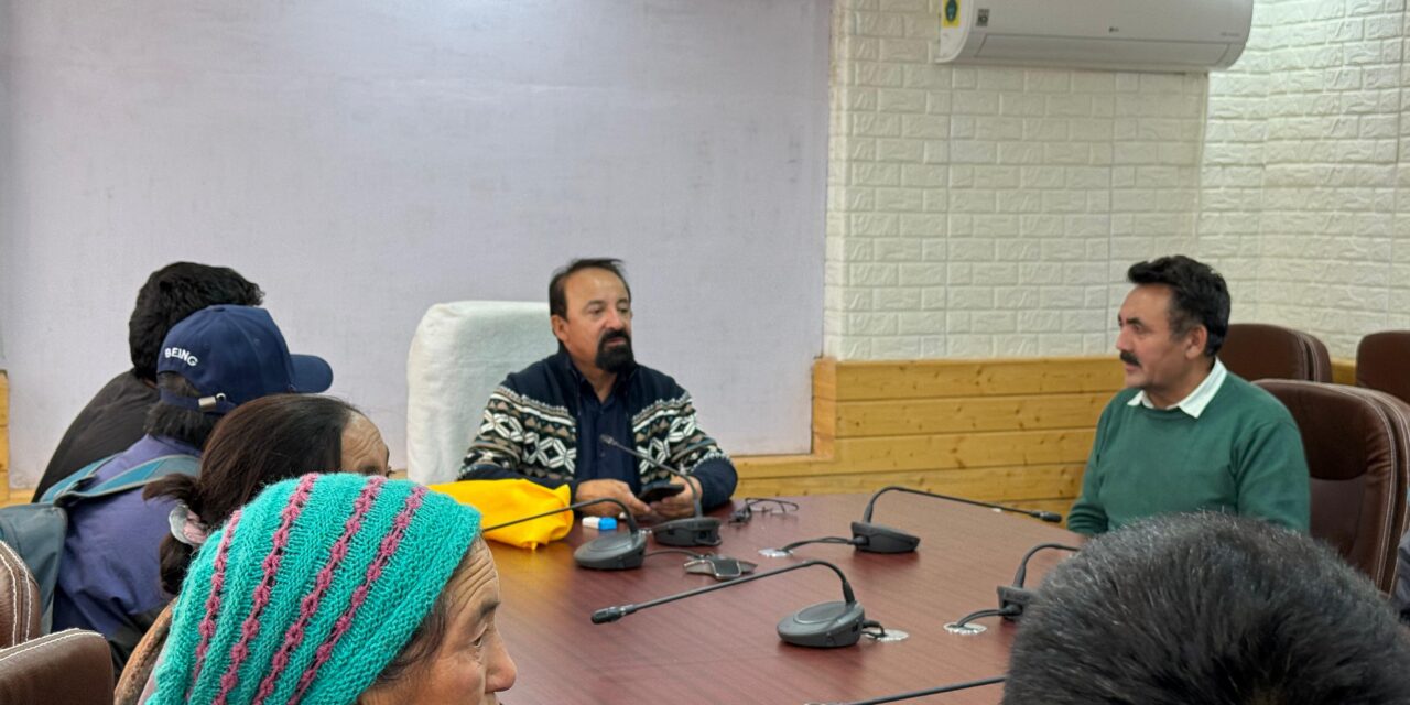 CEC Kargil meets delegation of Rgyal/Gyanchocks Wakha