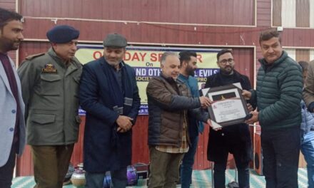 Saleem Wani Gulistan News Bureau Chief Kashmir honored with Award