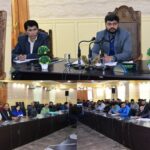 DDC reviews winter preparedness in Ganderbal;Calls for enhanced coordination & prompt response