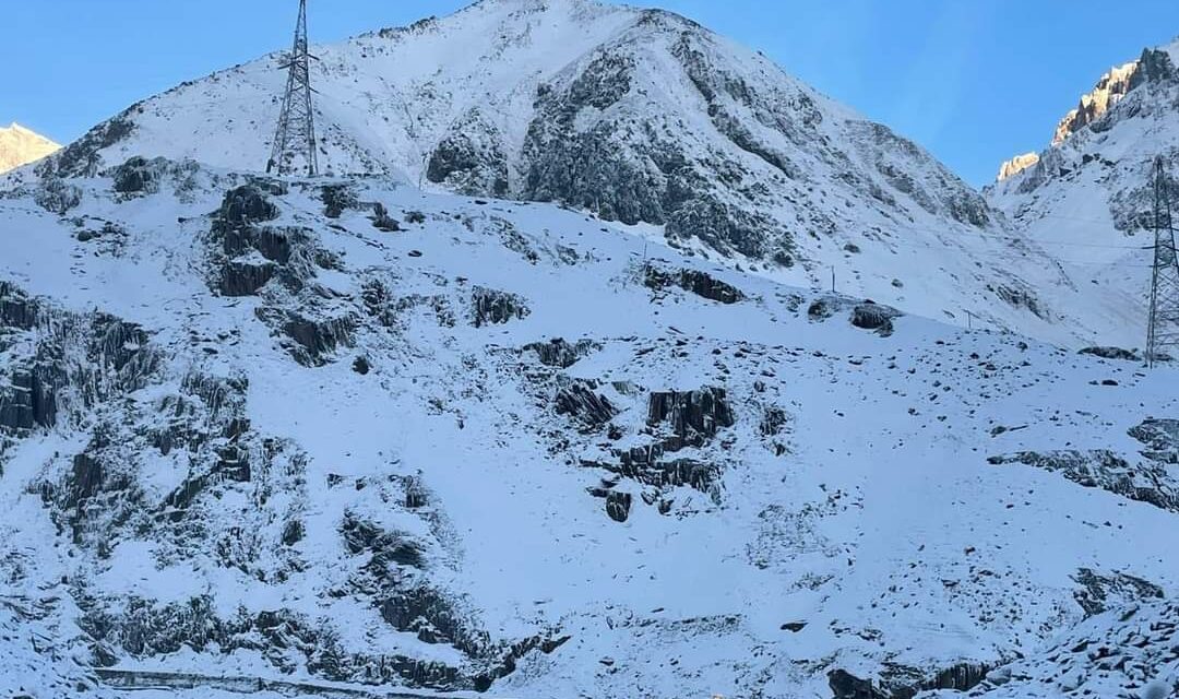 Gulmarg, Gurez receive fresh snowfall, weather to improve from today afternoon