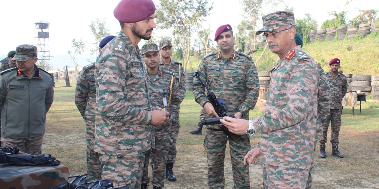 Army Commander reviews newly inducted ‘Asmi’ machine pistols in Udhampur