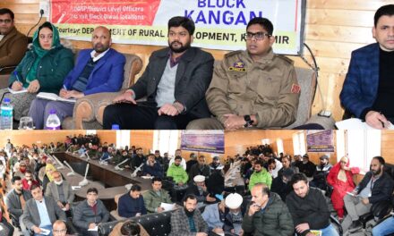 DC Ganderbal Chairs Weekly Block Diwas at Kangan;Encourages participants to avail benefits of welfare schemes