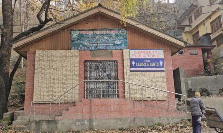 Repeated thefts’: Public inconvenienced as Ganderbal toilet remains shut indefinitely